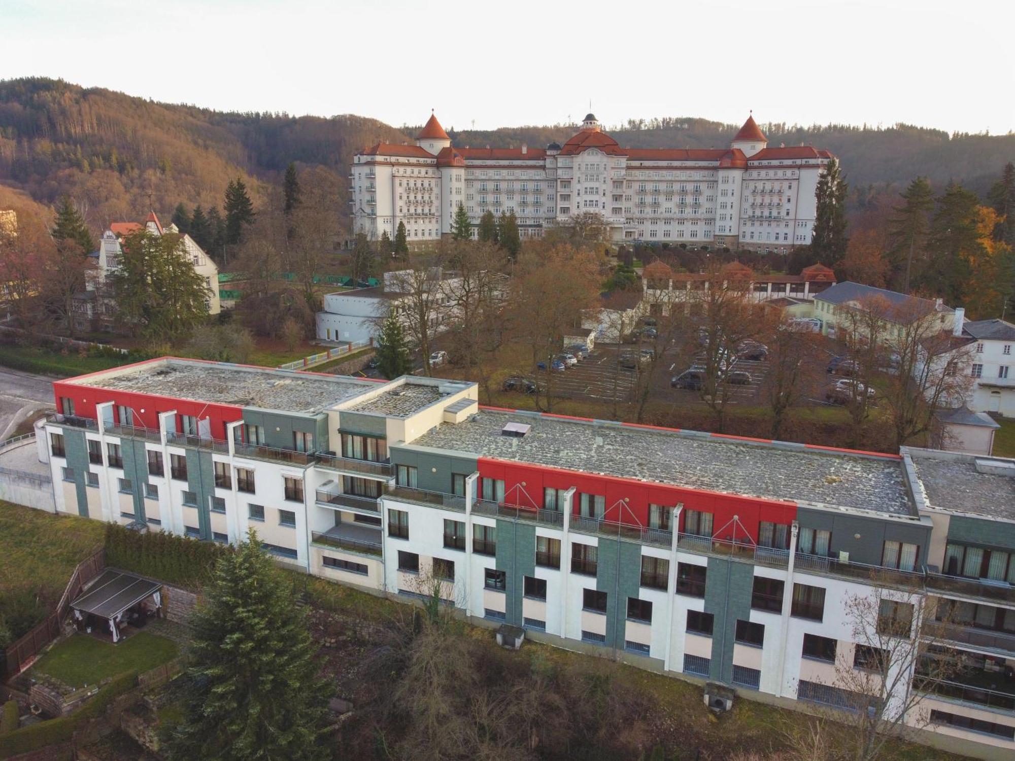 Imperial Apartment In Bohemia Residence By Rentez Karlovy Vary Ngoại thất bức ảnh